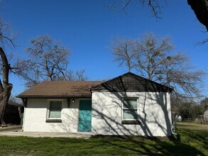 9020 Moran St in White Settlement, TX - Building Photo - Building Photo
