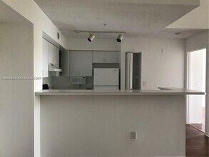 12112 St.Andrews Pl in Miramar, FL - Foto de edificio - Building Photo