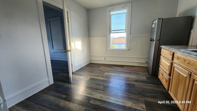430 S Holladay Dr, Unit 5 in Seaside, OR - Building Photo - Building Photo