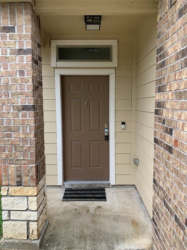 17038 Wilthorne Gardens Ct in Houston, TX - Foto de edificio - Building Photo