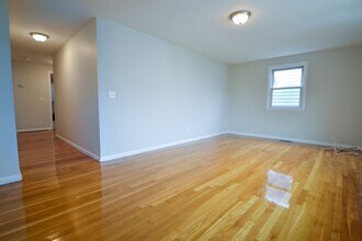 74 Dunboy St in Boston, MA - Building Photo - Building Photo