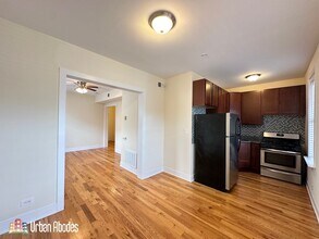 342 Park Ave, Unit A06C in Glencoe, IL - Foto de edificio - Building Photo