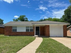 1212 La Porte Dr in Waco, TX - Building Photo