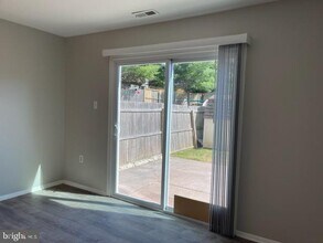 538 Daisy Dr in Taneytown, MD - Building Photo - Building Photo