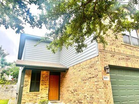 8709 Davis Oaks Trail in Austin, TX - Building Photo