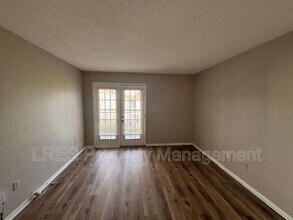 2550 N Alafaya Trail in Orlando, FL - Building Photo - Building Photo