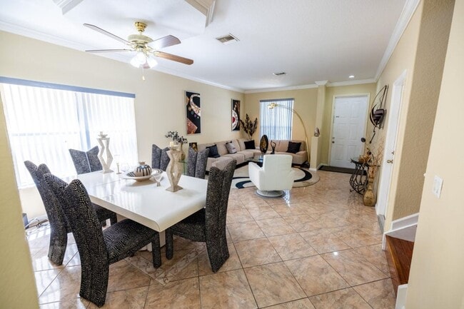 4462 Lake Tahoe Cir in West Palm Beach, FL - Building Photo - Building Photo