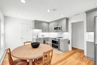 283 Main St in Wethersfield, CT - Building Photo - Building Photo