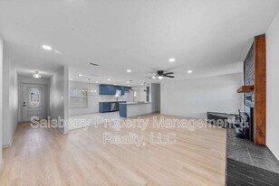 3137 FM200 in Rainbow, TX - Building Photo