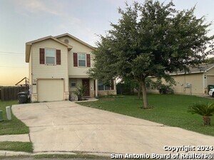 807 Three Wood Way in San Antonio, TX - Building Photo - Building Photo