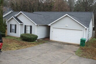 3601 Waldrop Rd in Decatur, GA - Building Photo - Building Photo