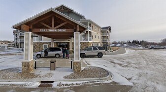 2821 Ithaca Dr in Bismarck, ND - Building Photo