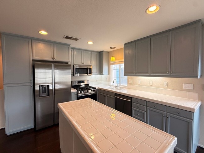 1438 Trouville Ln in Chula Vista, CA - Building Photo - Building Photo