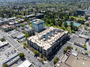 Gramercy On the Park in San Mateo, CA - Building Photo - Building Photo