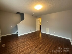 206 W 15th St in Newton, NC - Building Photo - Building Photo