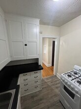 1137 44th St in Des Moines, IA - Building Photo - Building Photo