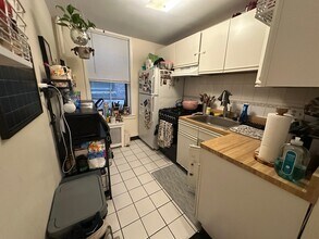 11 Irving St, Unit 1 in Boston, MA - Building Photo - Building Photo
