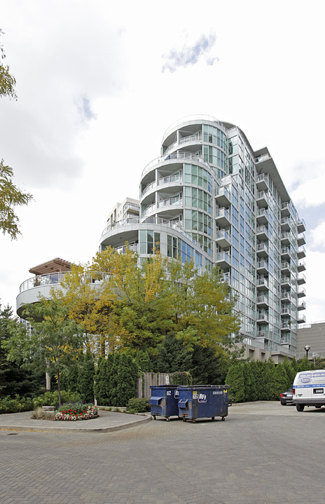 Players Club in Toronto, ON - Building Photo