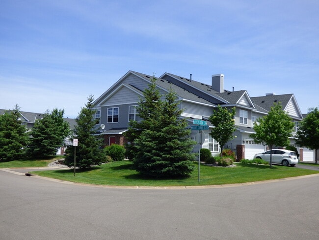 5796 Mt Curve Blvd in Monticello, MN - Building Photo - Building Photo