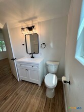 825 Martin Luther King Dr in San Marcos, TX - Building Photo - Building Photo
