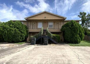 4801 Rainbow Cir in Killeen, TX - Foto de edificio - Building Photo