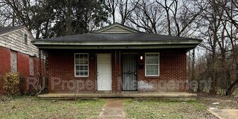 2365 Dexter Ave in Memphis, TN - Building Photo