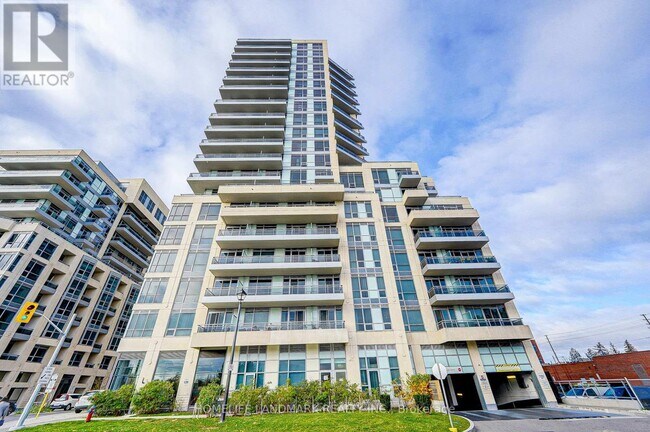 9205 Yonge St in Richmond Hill, ON - Building Photo - Building Photo