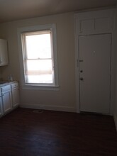 325 S Newkirk St in Baltimore, MD - Foto de edificio - Building Photo