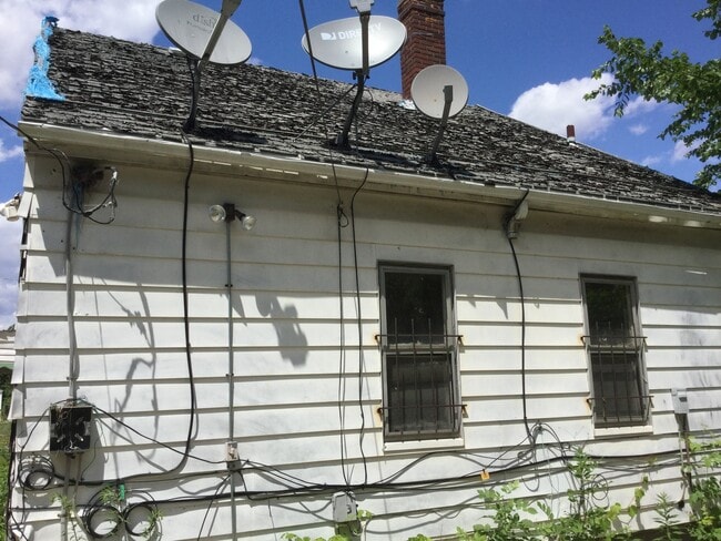 15341 Bramell in Detroit, MI - Building Photo - Building Photo