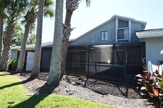 74 Lake Forest Pl in Palm Coast, FL - Building Photo - Building Photo