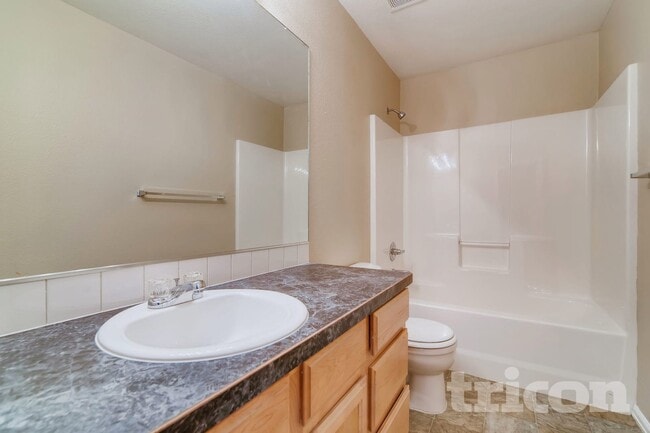 2178 Blue Duck Ct in Loveland, CO - Foto de edificio - Building Photo