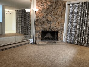 432 S 321st Pl, Unit G-1 in Federal Way, WA - Building Photo - Building Photo