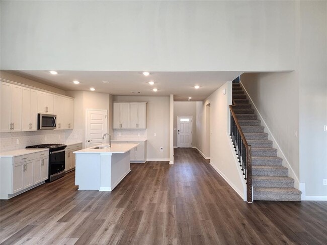 120 Greenspire Ln in Hutto, TX - Building Photo - Building Photo