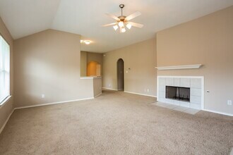 6402 Bright Falls Ln in Katy, TX - Foto de edificio - Building Photo