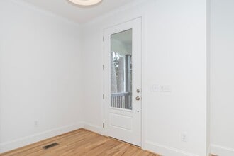 3807 Marcom St in Raleigh, NC - Building Photo - Building Photo