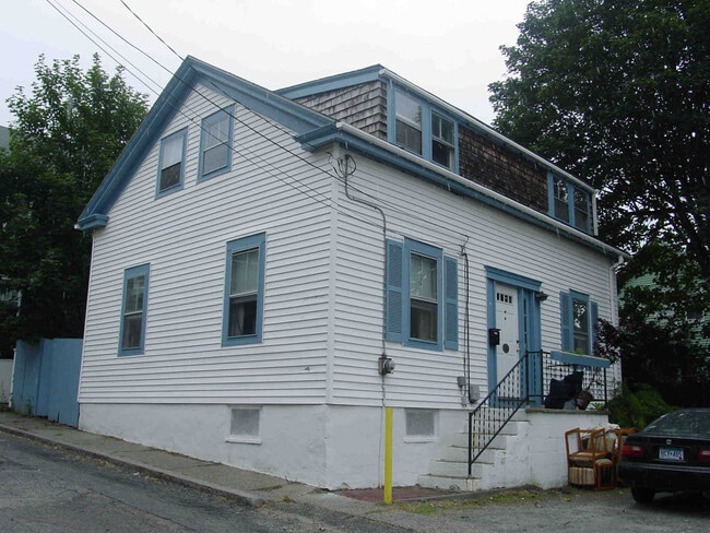 property at 11 Fountain St
