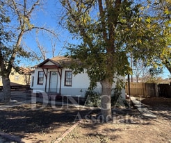 904 N Mesquite St in Carlsbad, NM - Building Photo