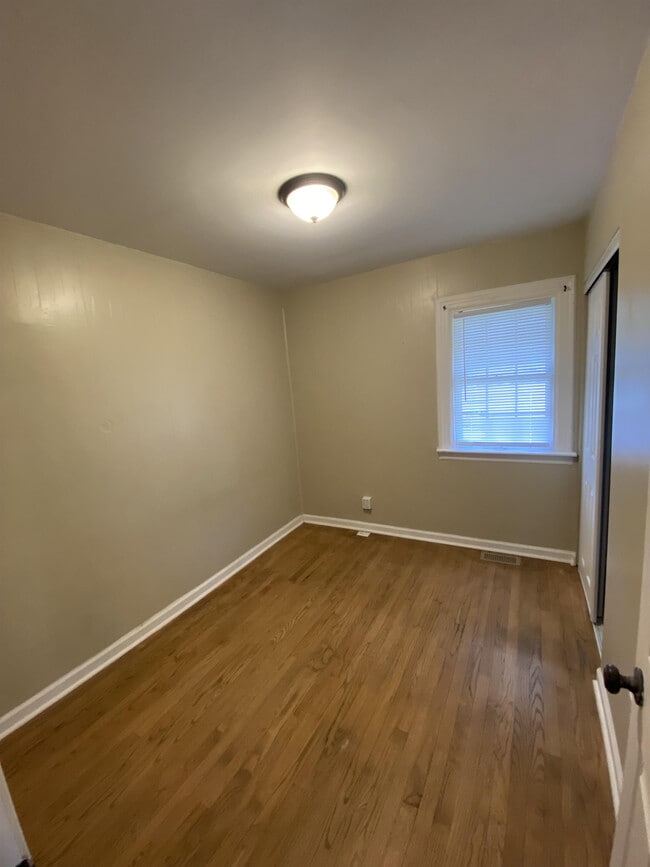 property at 1522 Prather Ave