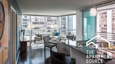 345 E Ohio St in Chicago, IL - Building Photo - Building Photo