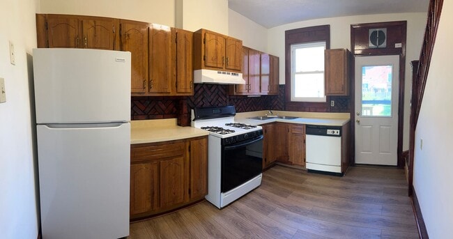 property at 520 Lincoln Ave