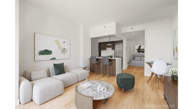 111 Varick St, Unit 5-D in New York, NY - Foto de edificio - Building Photo