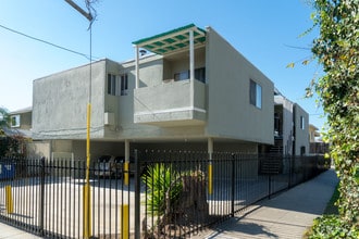 2204 W 26th Pl in Los Angeles, CA - Building Photo - Other