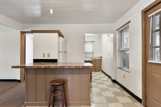 82 Woodland St in Fitchburg, MA - Building Photo - Building Photo