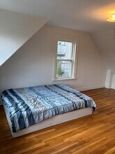 104R Homes Ave in Boston, MA - Foto de edificio - Building Photo