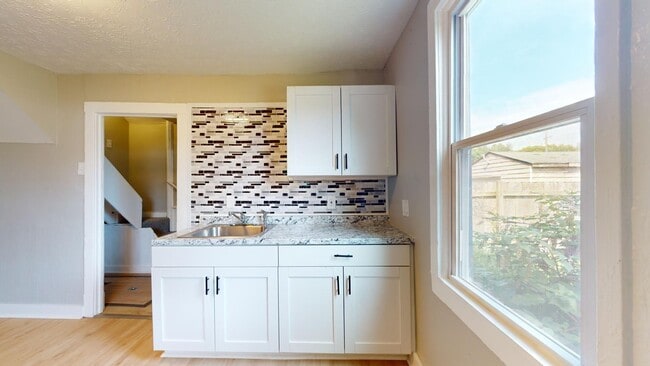 2967 W 38th St in Cleveland, OH - Building Photo - Building Photo