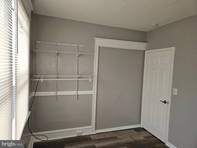 property at 1147 Pratt St