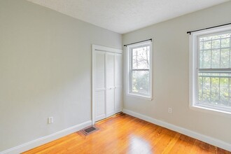 17 Cawfield St in Boston, MA - Foto de edificio - Building Photo