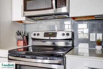 5810 Worth Pkwy in San Antonio, TX - Building Photo - Building Photo