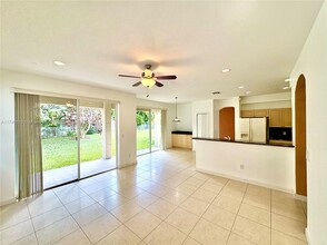 10514 Galleria St in Wellington, FL - Building Photo - Building Photo