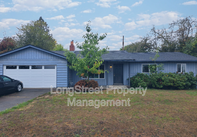 1930 NW Kings Blvd in Corvallis, OR - Building Photo - Building Photo